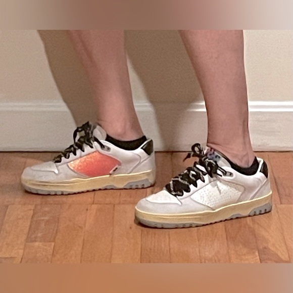 Super cute P448 white, grey, w/sparkly coral, low top sneakers. sz40. - Picture 10 of 12